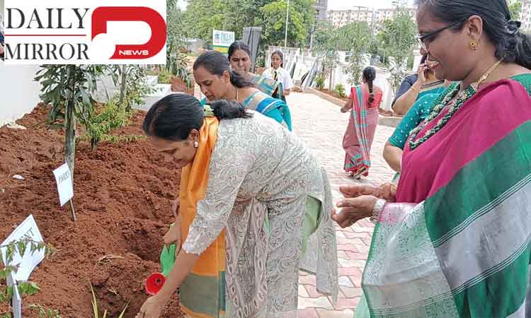 TG : Pallavi International School Celebrates Van Mahotsav and Father’s Day with Grandeur